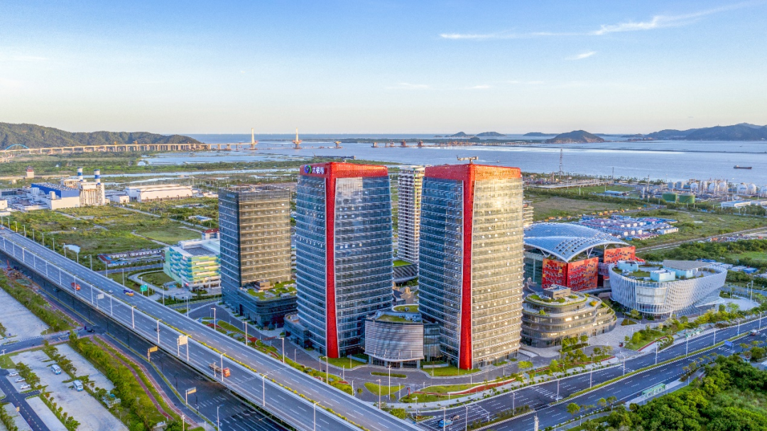 1685348473895610.png 640 (1).png